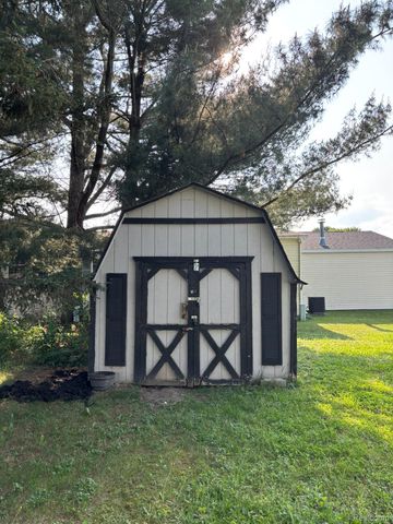 18 Timber Court, Genesee Charter Township, MI 48506