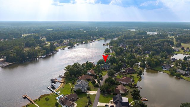 65 Reedy Court, Manning, SC 29102