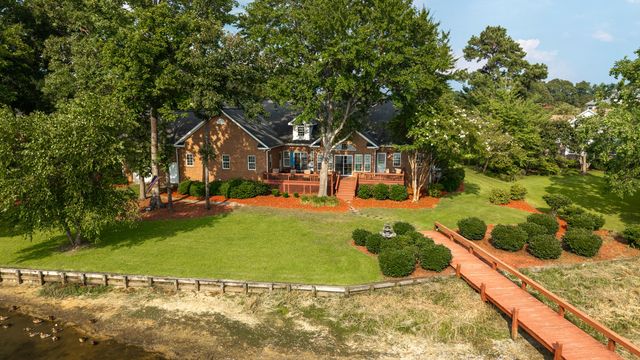 65 Reedy Court, Manning, SC 29102