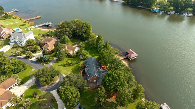 65 Reedy Court, Manning, SC 29102