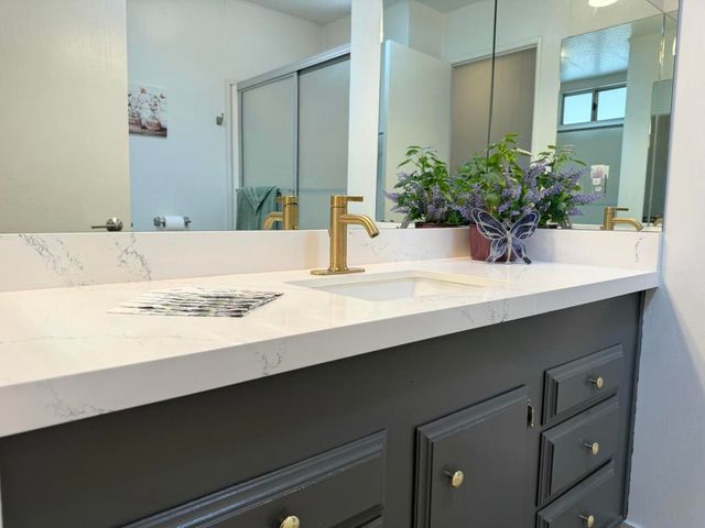 32 Paseo Laredo N, Cathedral City, CA 92234