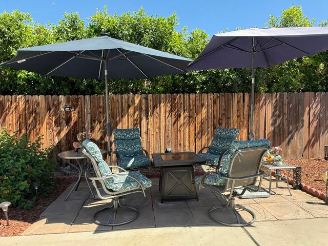 32 Paseo Laredo N, Cathedral City, CA 92234