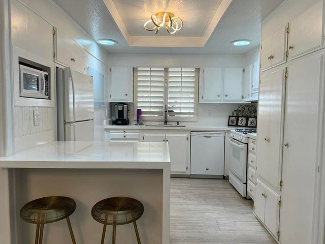 32 Paseo Laredo N, Cathedral City, CA 92234