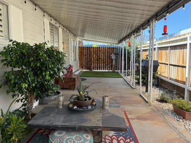 32 Paseo Laredo N, Cathedral City, CA 92234