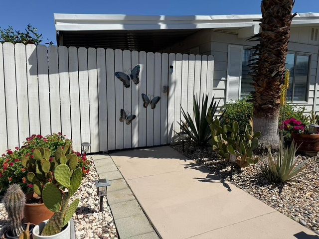 32 Paseo Laredo N, Cathedral City, CA 92234