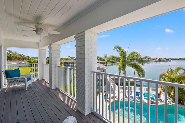 511 WINDWARD PASSAGE, Clearwater Beach, FL 33767