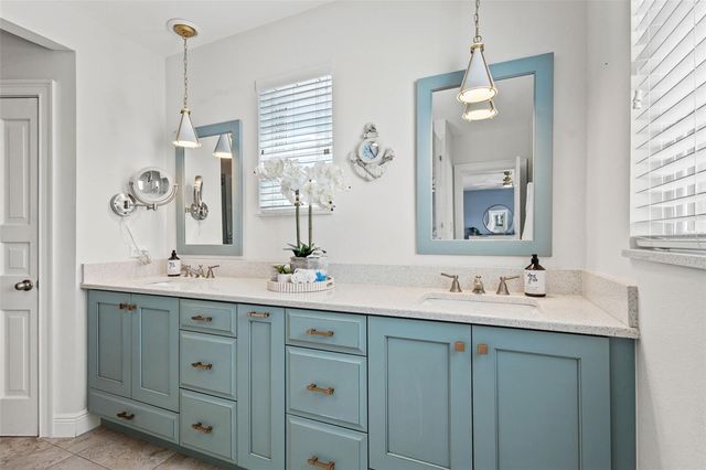 511 WINDWARD PASSAGE, Clearwater Beach, FL 33767