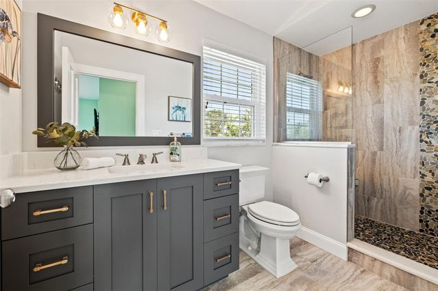 511 WINDWARD PASSAGE, Clearwater Beach, FL 33767