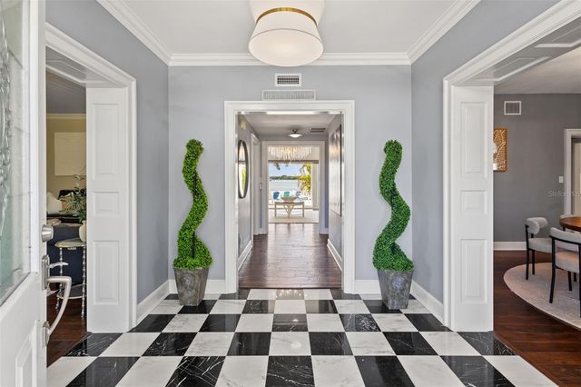 511 WINDWARD PASSAGE, Clearwater Beach, FL 33767