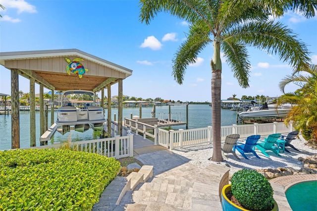511 WINDWARD PASSAGE, Clearwater Beach, FL 33767