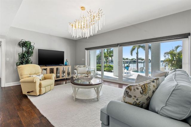 511 WINDWARD PASSAGE, Clearwater Beach, FL 33767