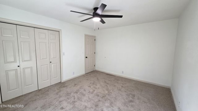 1135 W Outer Drive, Oak Ridge, TN 37830