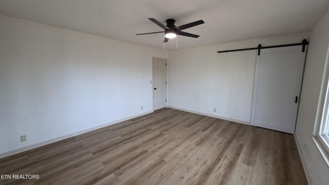 1135 W Outer Drive, Oak Ridge, TN 37830