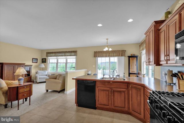 415 WESTBURY DR, Reading, PA 19610