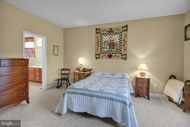 415 WESTBURY DR, Reading, PA 19610
