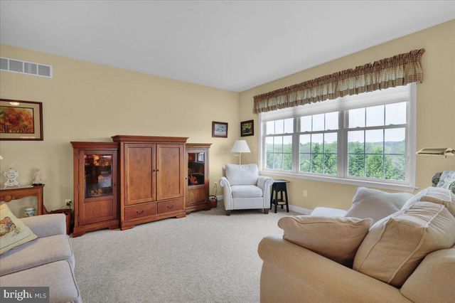 415 WESTBURY DR, Reading, PA 19610