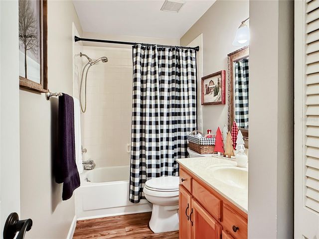 1001 LENNOX ROAD W, Palm Harbor, FL 34683
