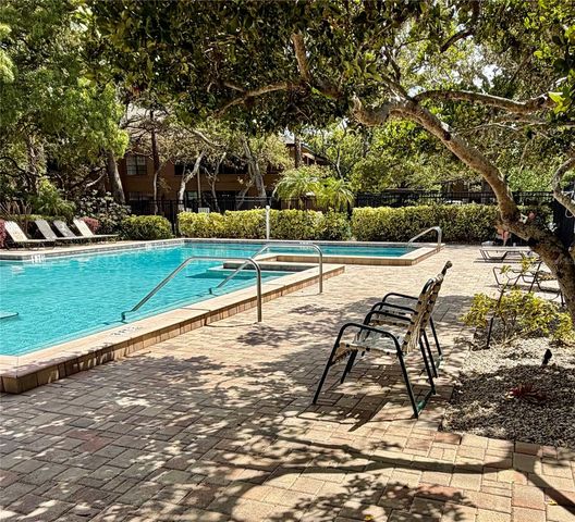 1001 LENNOX ROAD W, Palm Harbor, FL 34683