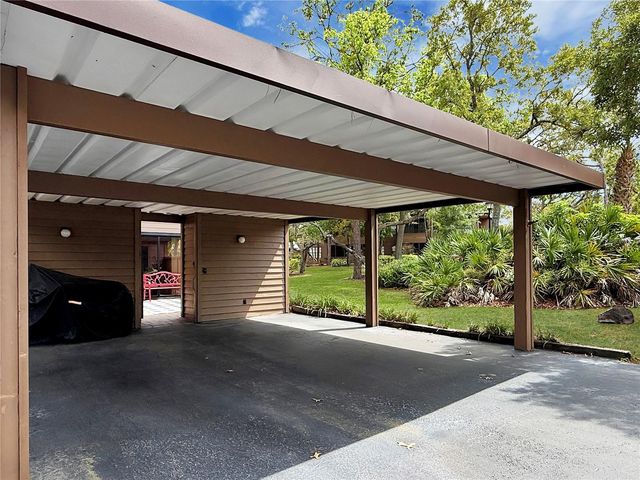 1001 LENNOX ROAD W, Palm Harbor, FL 34683