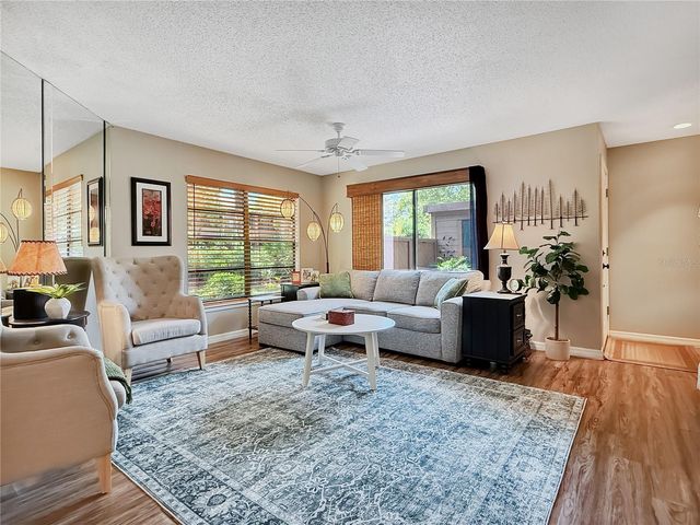 1001 LENNOX ROAD W, Palm Harbor, FL 34683
