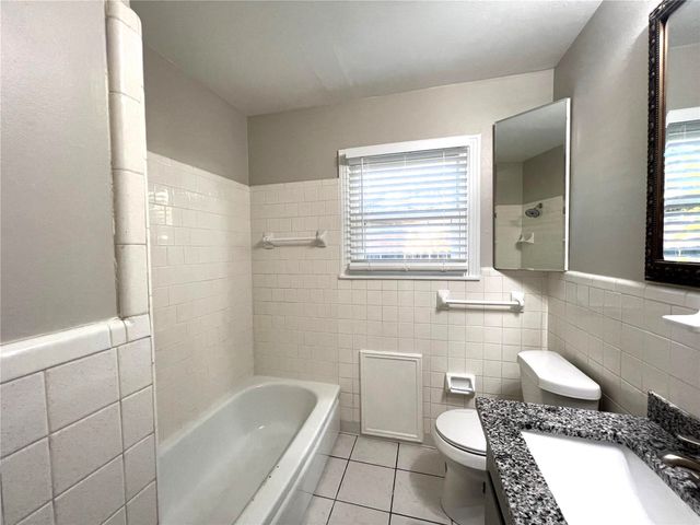 5716 N Wells Circle, Westworth Village, TX 76114
