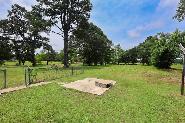 2010 Dyer Street, Malvern, AR 72104