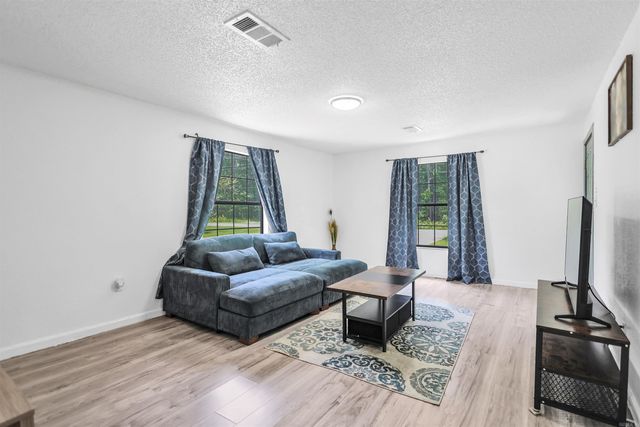 2010 Dyer Street, Malvern, AR 72104