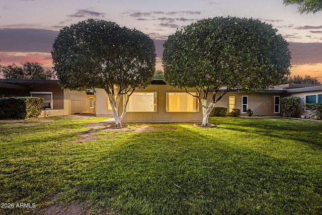 10345 W GARNETTE Drive, Sun City, AZ 85373