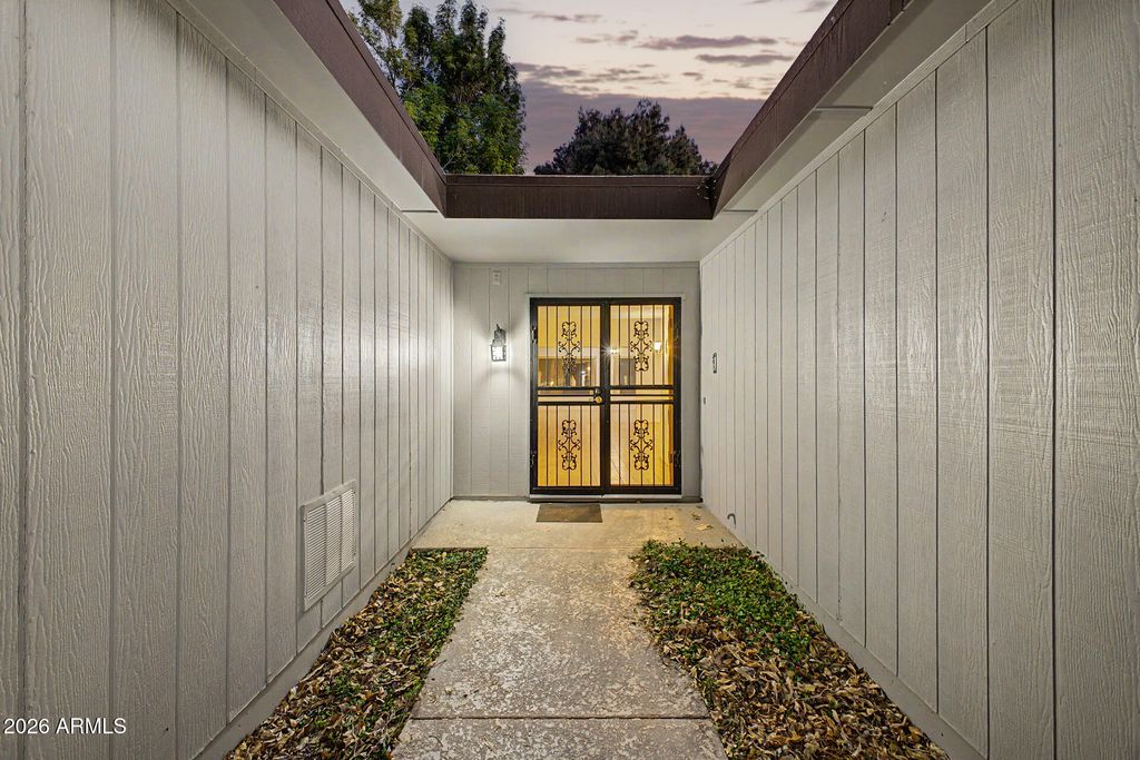 10345 W GARNETTE Drive, Sun City, AZ 85373 — photo 4