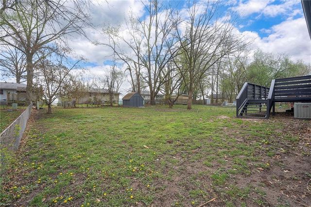 107 Baker Street, Buckner, MO 64016