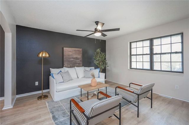 107 Baker Street, Buckner, MO 64016
