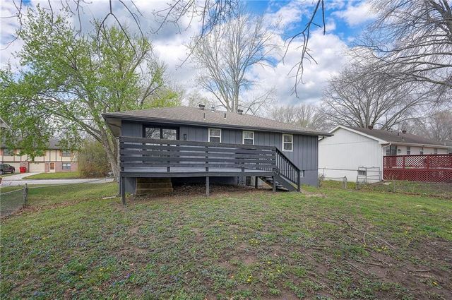 107 Baker Street, Buckner, MO 64016