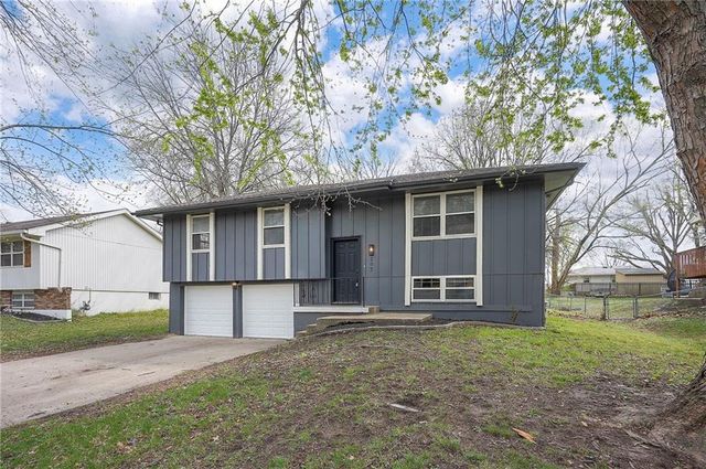 107 Baker Street, Buckner, MO 64016