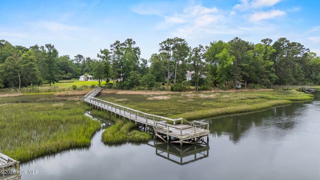 5427 Reserve Drive, Wilmington, NC 28409
