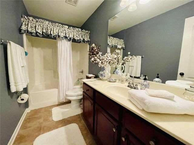 933 Vinings Drive, Winder, GA 30680