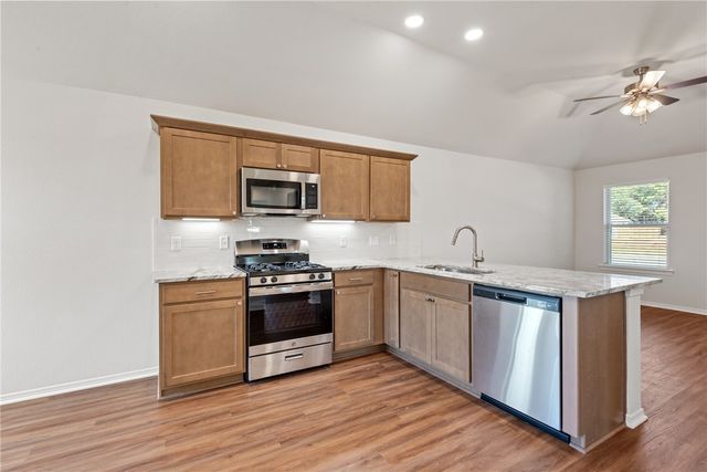 1231 High Street, Navasota, TX 77868