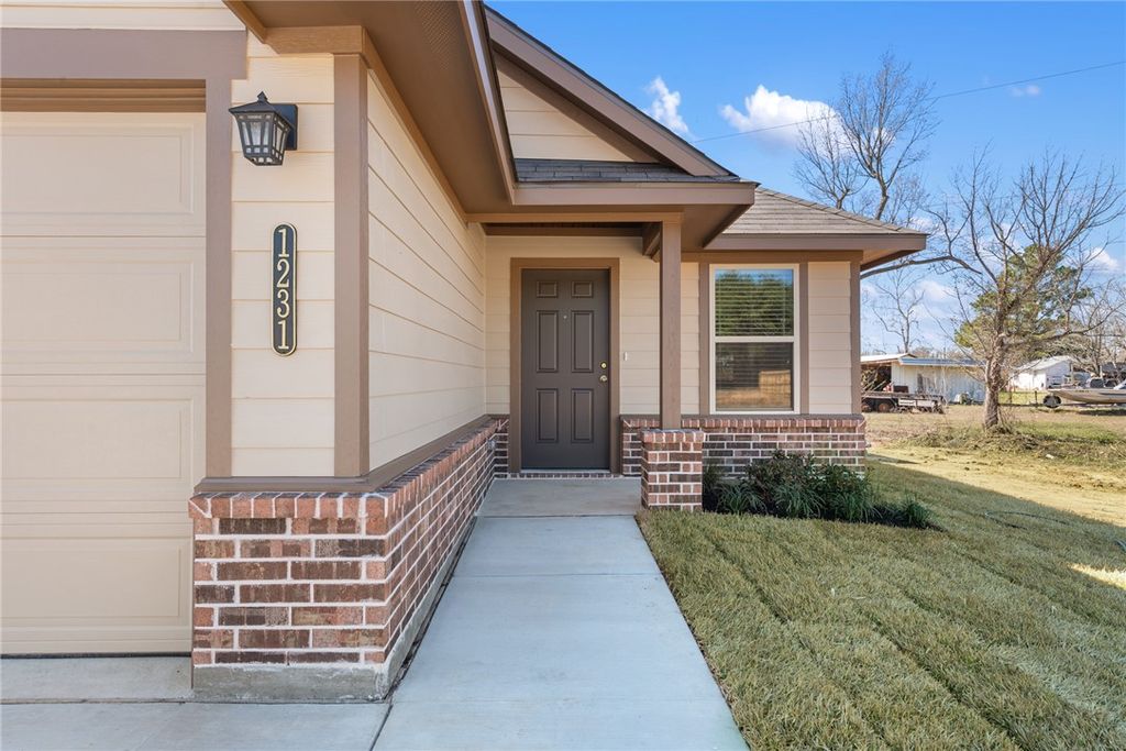 1231 High Street, Navasota, TX 77868 — photo 3