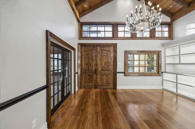 585 Shady Oaks Drive, Southlake, TX 76092