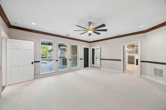 585 Shady Oaks Drive, Southlake, TX 76092