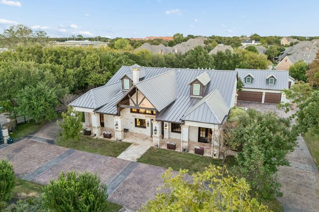 585 Shady Oaks Drive, Southlake, TX 76092
