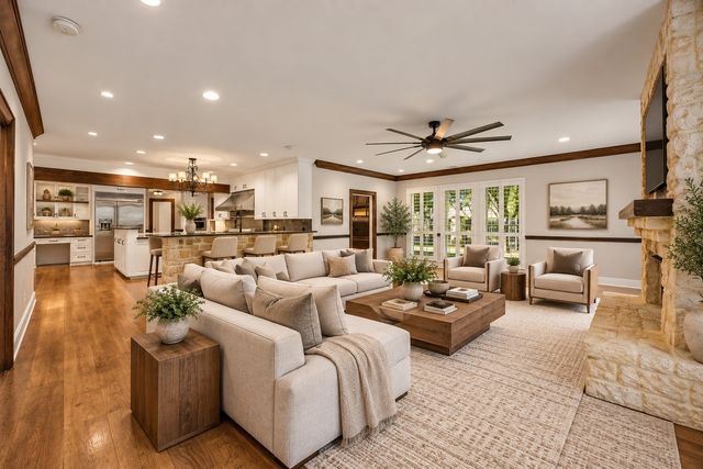 585 Shady Oaks Drive, Southlake, TX 76092