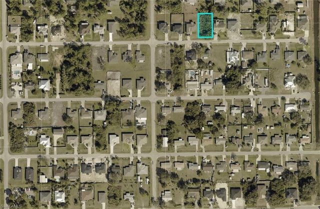 2814 8th ST W, Lehigh Acres, FL 33971
