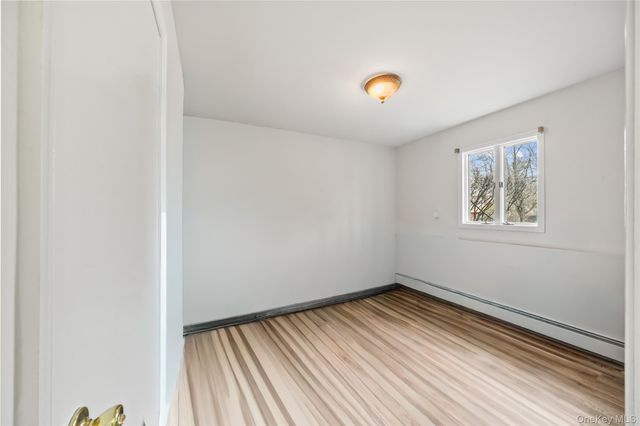 1 Darby Road, Airmont, NY 10952