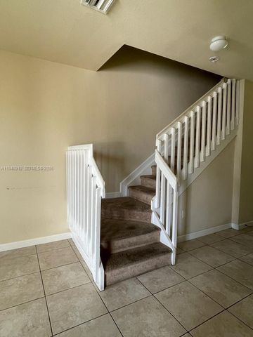 134 SE 28th Ter 4, Homestead, FL 33033