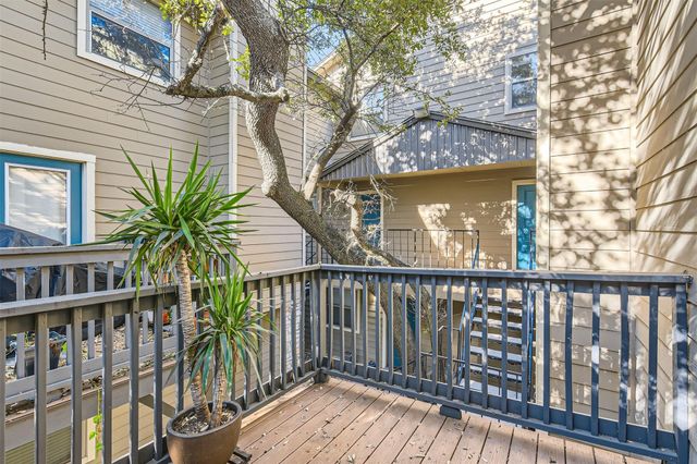 6700 Cooper LN 14, Austin, TX 78745