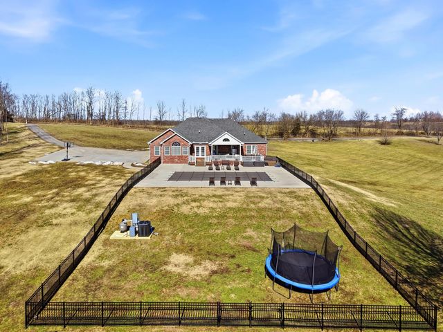 2000 Webster Road, Danville, KY 40422