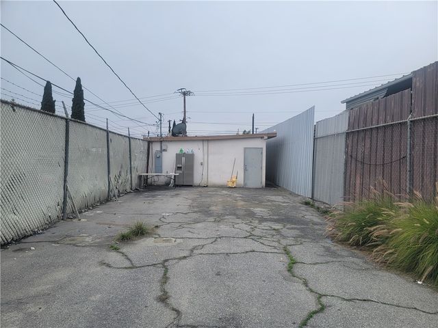 1536 W Olympic, Montebello, CA 90640