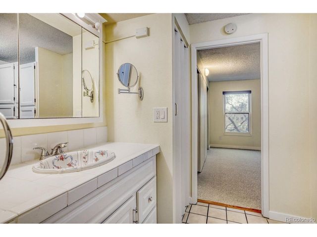 2 Adams St 303, Denver, CO 80206