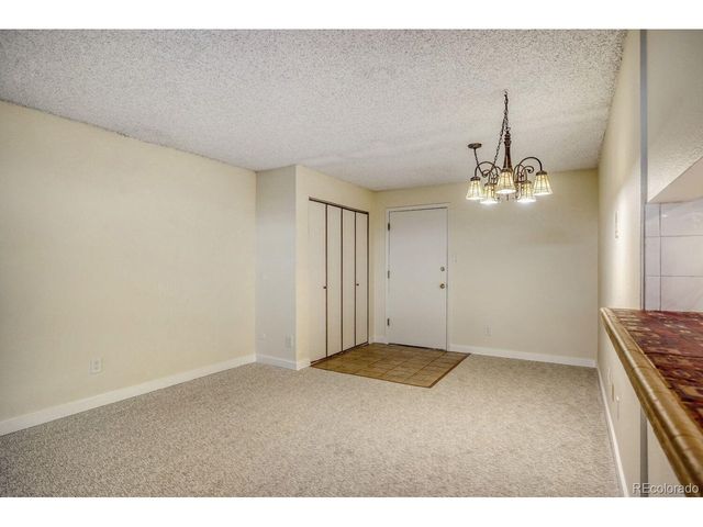 2 Adams St 303, Denver, CO 80206