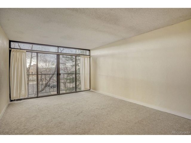 2 Adams St 303, Denver, CO 80206